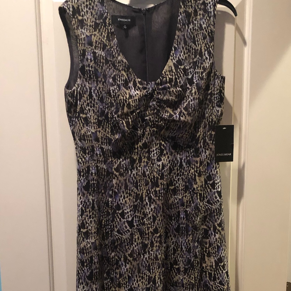 Jones Wear Sleeveless Dress